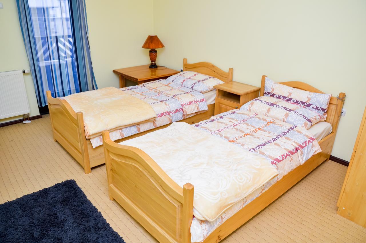 Motel Stecak Яйце Екстериор снимка
