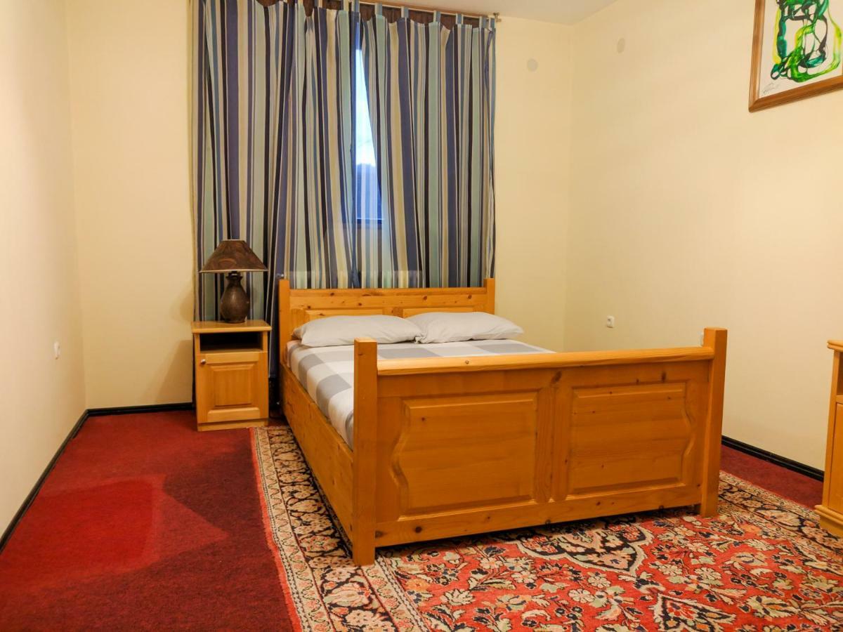 Motel Stecak Яйце Екстериор снимка