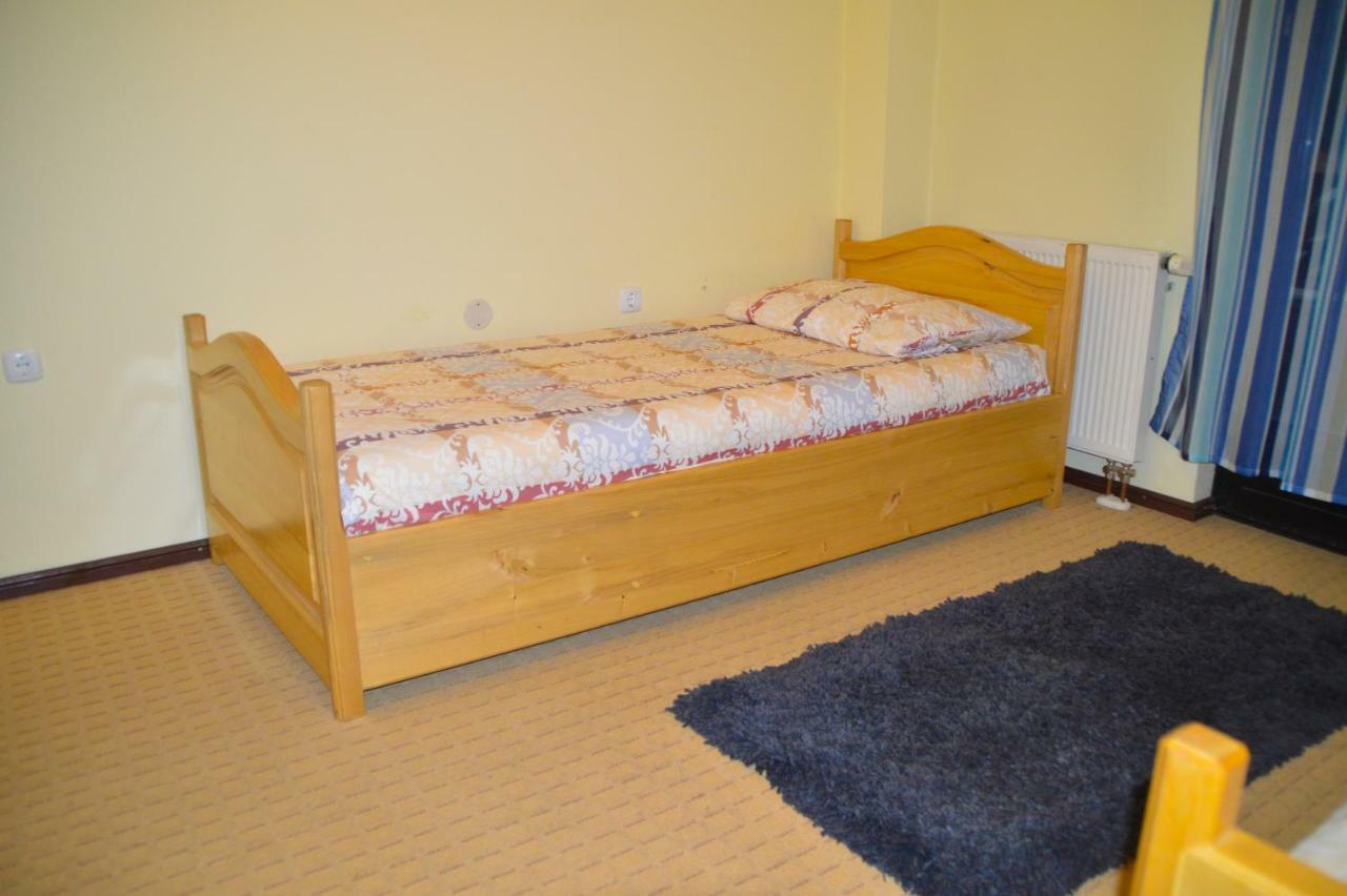 Motel Stecak Яйце Екстериор снимка