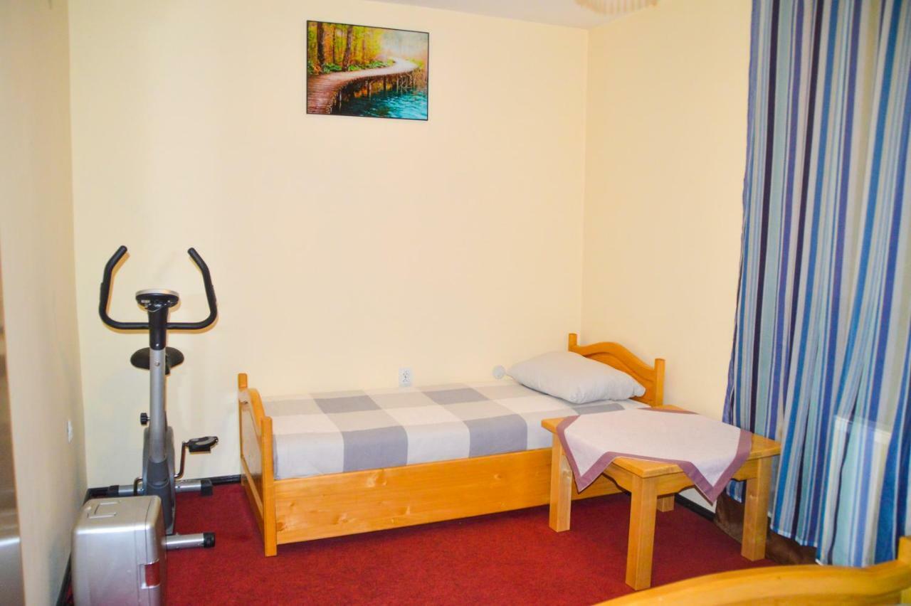 Motel Stecak Яйце Екстериор снимка