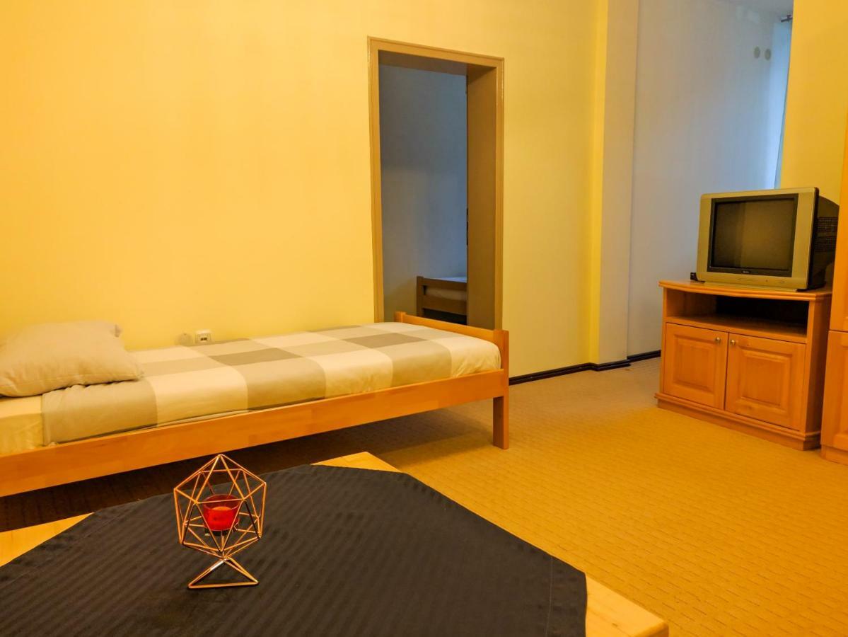 Motel Stecak Яйце Екстериор снимка