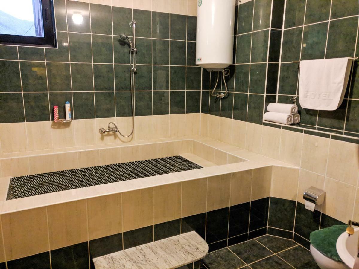 Motel Stecak Яйце Екстериор снимка