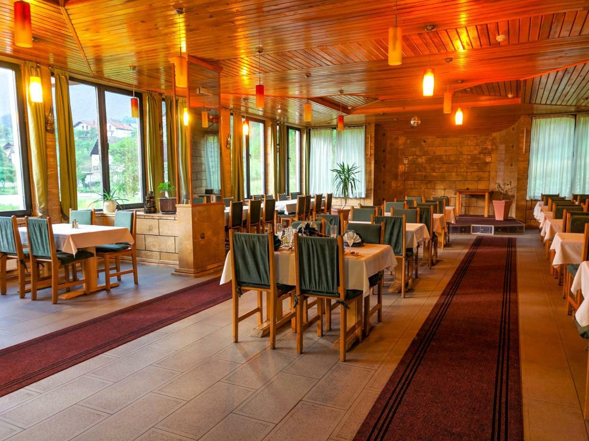 Motel Stecak Яйце Екстериор снимка