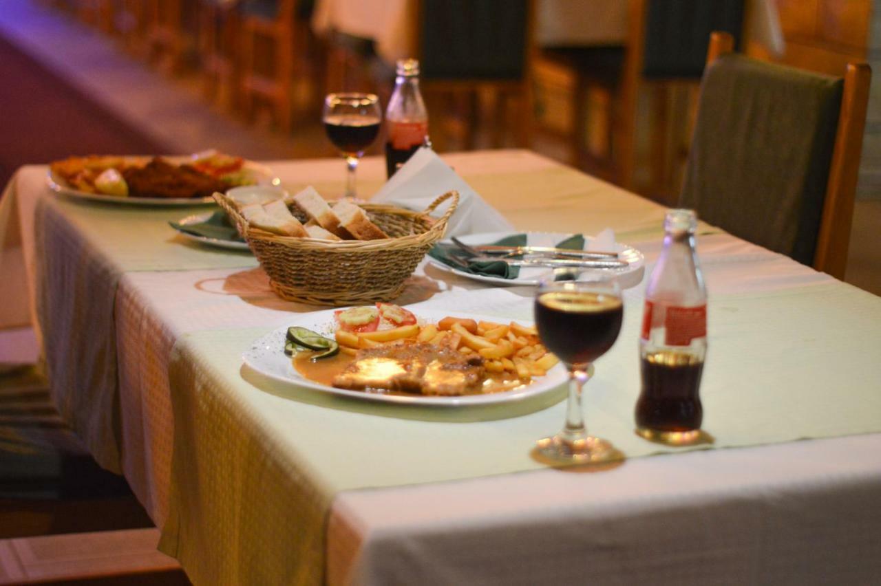Motel Stecak Яйце Екстериор снимка